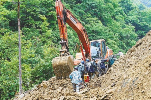 兴泊证券 暴雨如注 堤坝如钢 ！湖北以“零伤亡”守牢生命防线
