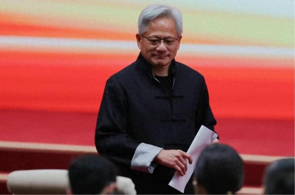 创盈在线 英伟达首次亮相链博会；京东外卖投入 20 亿升级全职骑手福利；尚界 H5 官宣 9 月发布｜Do早报